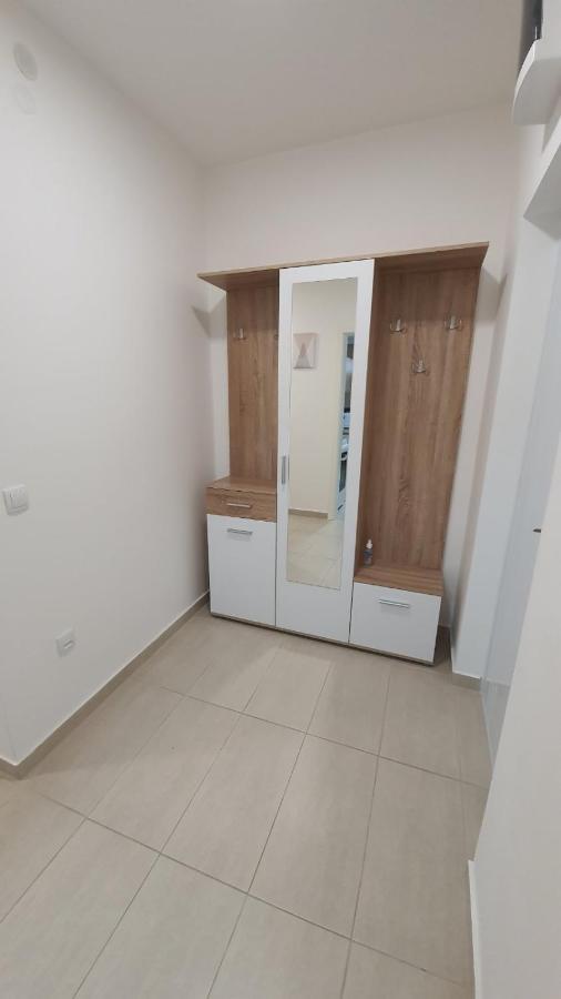 Apartman 8 Vrdnik Exterior foto